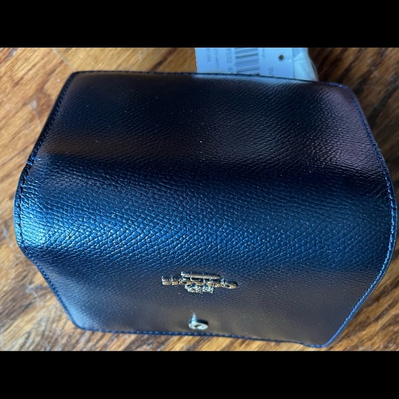 NWT! Coach 4 piece Metallic Blue tote set MUST SELL- Final price drop!!! - Picture 8 of 15